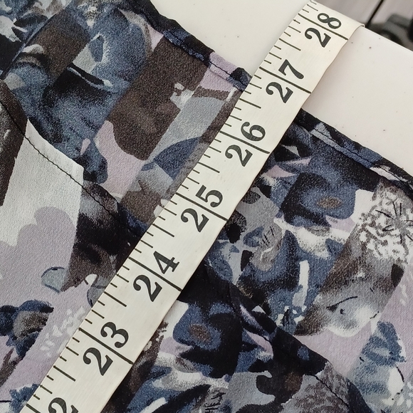 Parker Floral Office Business Sz XS Pleated Button Down Front Blouse - Picture 11 of 11